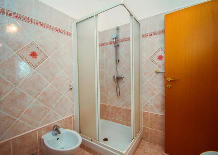 Natalia Stinjan- Private Pool Retreat Βίλα