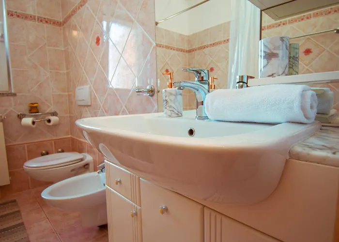 Natalia Stinjan- Private Pool Retreat * Pula