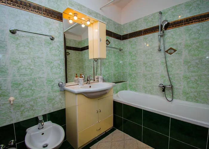 Natalia Stinjan- Private Pool Retreat Willa Pula