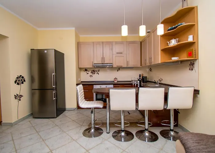 Natalia Stinjan- Private Pool Retreat * Pula