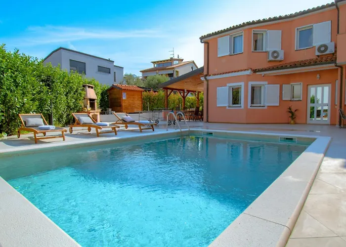 Villa Natalia Stinjan- Private Pool Retreat