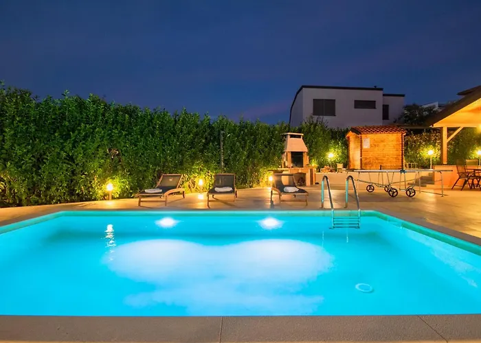 Villa Natalia Stinjan- Private Pool Retreat